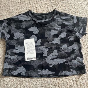 Lululemon Cates Training Tee Camo black/gray